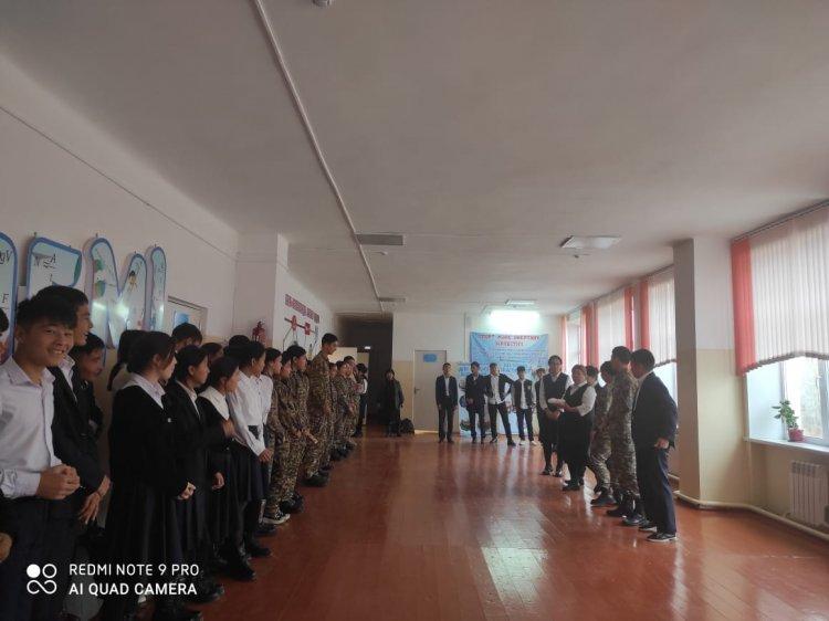 .Лездемеде "Көңіл -күйді реттеу"  әдістері сұрақ-жауап, ойын-жаттығу түрінде  жүргізілді. Жетекшісі: мектеп психологі  Х. Татибекова