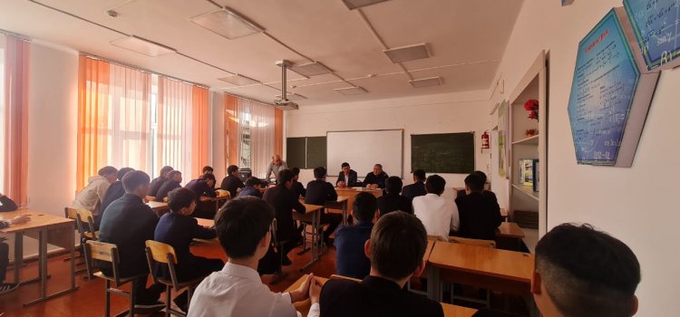 Шоқан Уəлиханов атындағы орта мектебінде ақпан айының алғашқы аптасында мектеп оқушыларының қатысуымен "Құқық бұзушылықты болдырмау үшін не істеу керек?" тақырыбында ұлдар жиналысы өткізілді. Кездесуге Байзақ аудандық АПБ ЖПҚБ ЮПТ УПИ полиция майоры